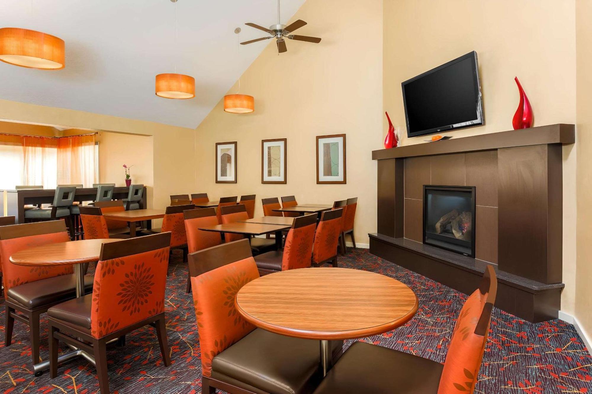 Mainstay Suites St Louis - Galleria Richmond Heights Екстериор снимка