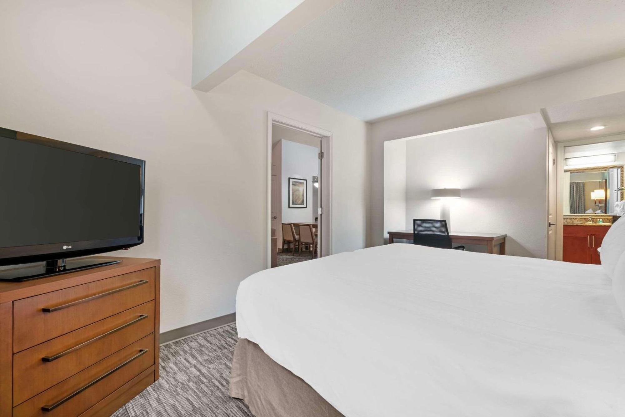 Mainstay Suites St Louis - Galleria Richmond Heights Екстериор снимка